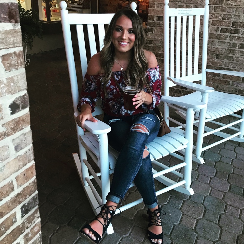 Meet your Posher, Carlye